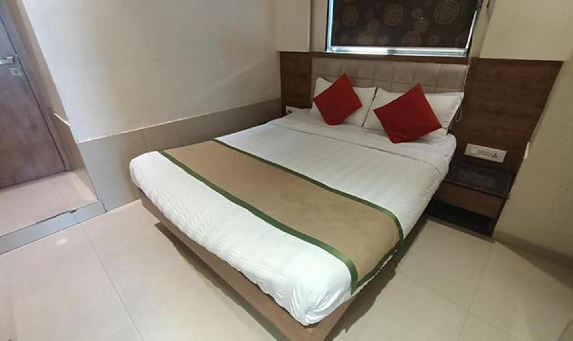 Fabhotel Regal Inn Mumbai Dış mekan fotoğraf