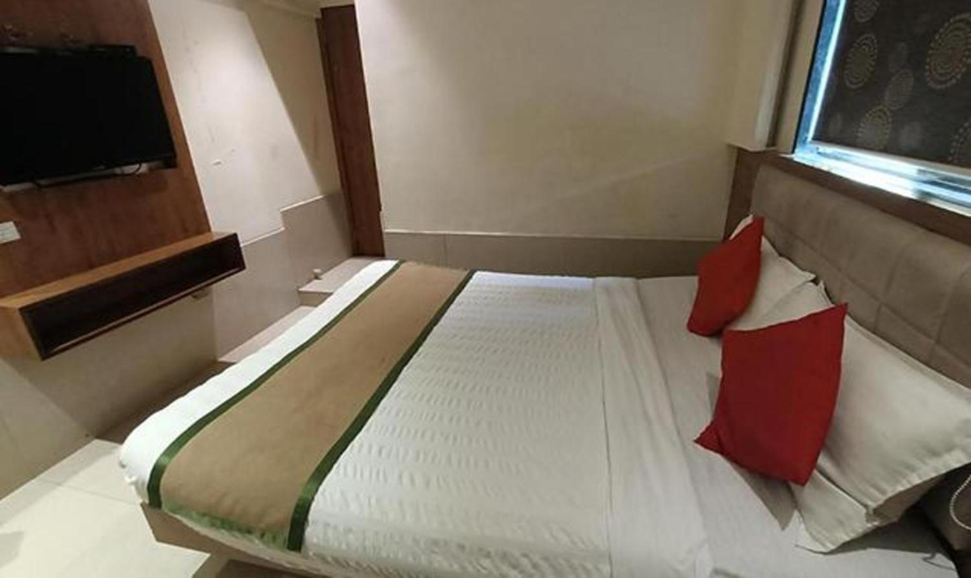 Fabhotel Regal Inn Mumbai Dış mekan fotoğraf