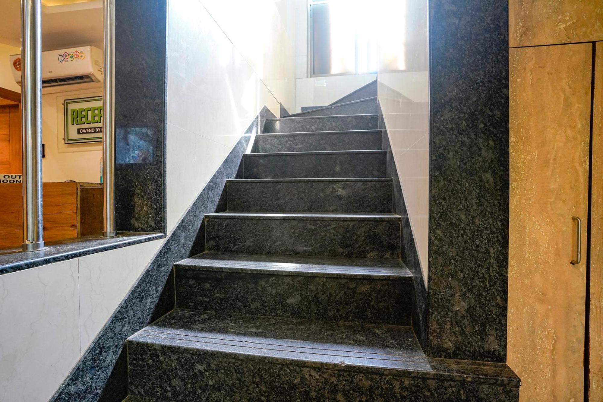 Fabhotel Regal Inn Mumbai Dış mekan fotoğraf